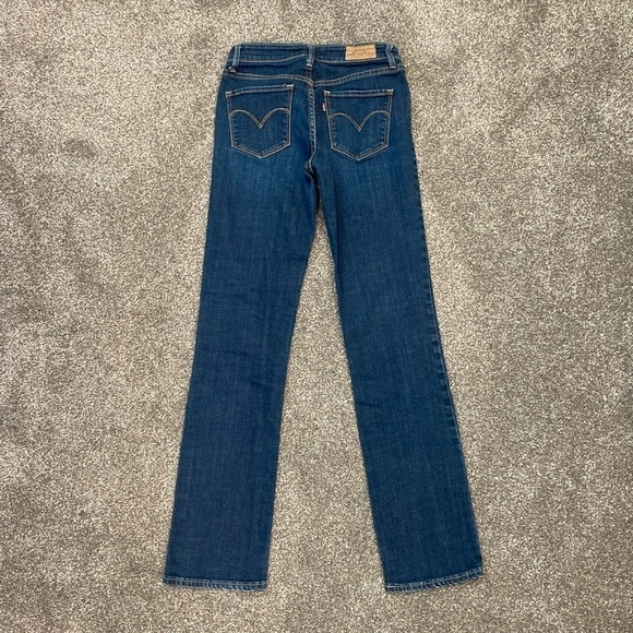 Levi’s Demi Curve Classic Straight Leg - Picture 6 of 10